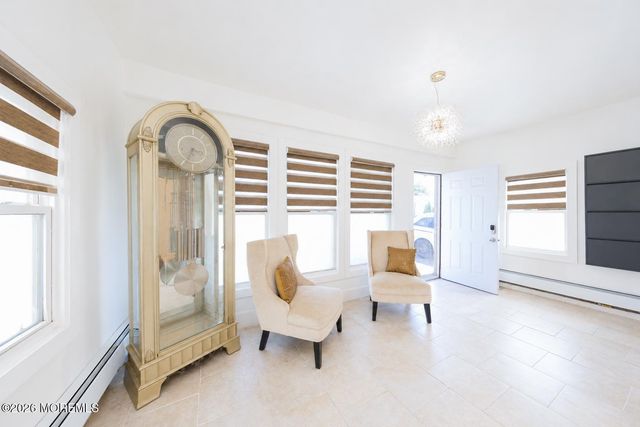 377 W Park Avenue, Oakhurst, NJ 07755