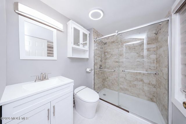 377 W Park Avenue, Oakhurst, NJ 07755
