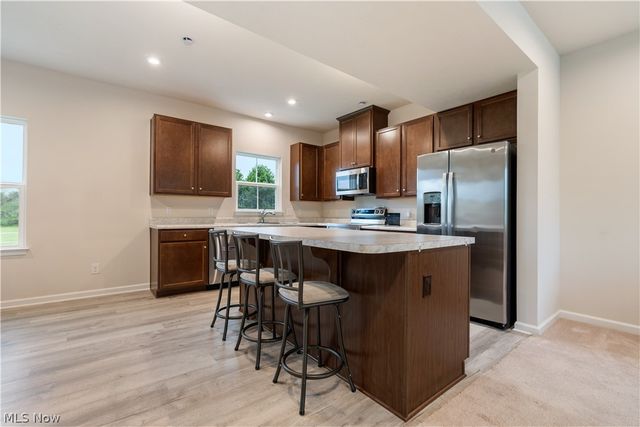 342 E Reno Drive, Louisville, OH 44641