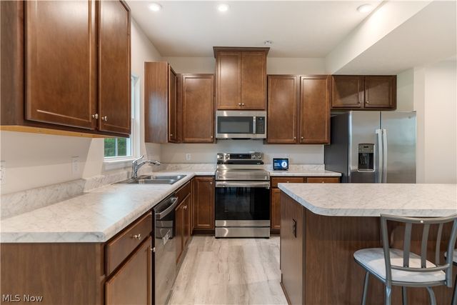 342 E Reno Drive, Louisville, OH 44641