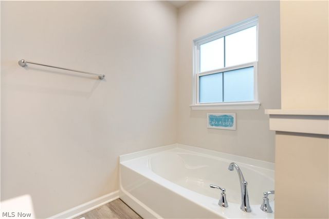 342 E Reno Drive, Louisville, OH 44641