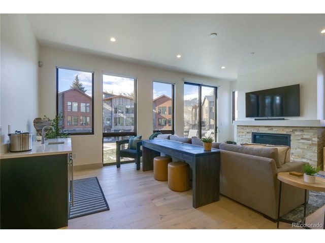 111 Geneva Dr, Silverthorne, CO 80498