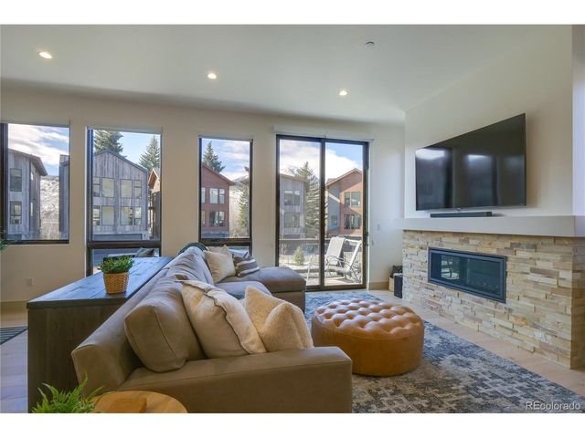 111 Geneva Dr, Silverthorne, CO 80498