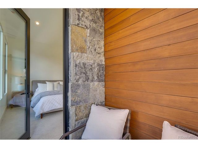 111 Geneva Dr, Silverthorne, CO 80498