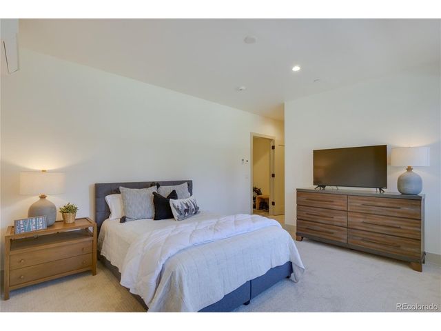 111 Geneva Dr, Silverthorne, CO 80498