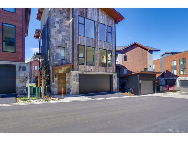 111 Geneva Dr, Silverthorne, CO 80498