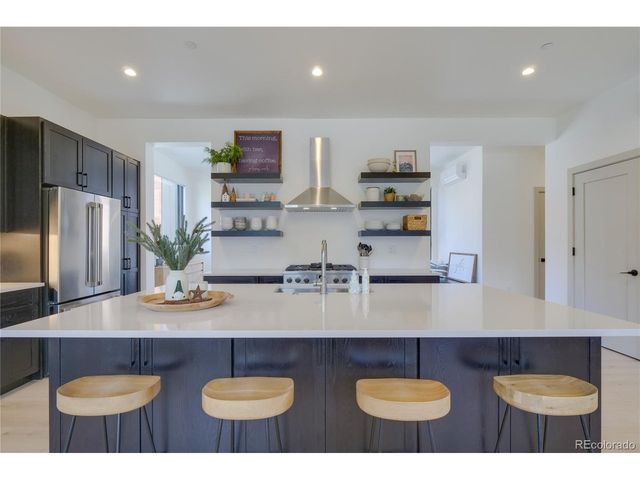 111 Geneva Dr, Silverthorne, CO 80498