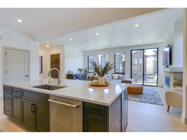 111 Geneva Dr, Silverthorne, CO 80498