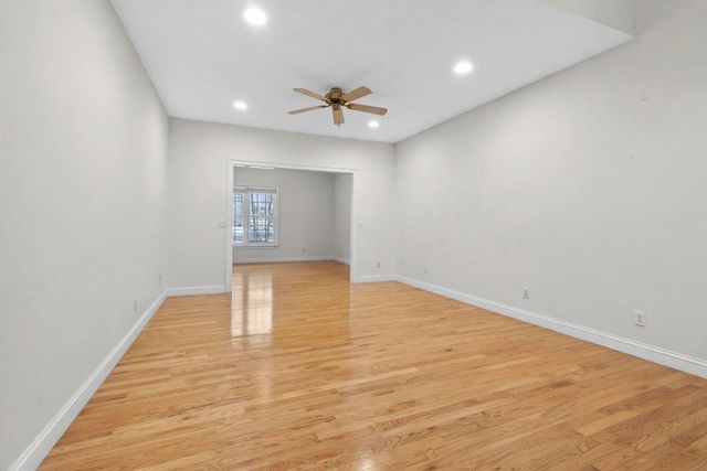 1 Knowlton Circle 1, Upton, MA 01568