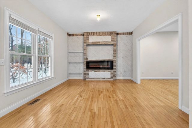 1 Knowlton Circle 1, Upton, MA 01568
