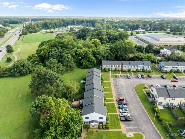 3267 Hunters Mill Dr, Henrico, VA 23223