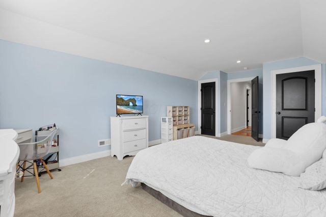 3270 Lancaster Road, Granville, OH 43023