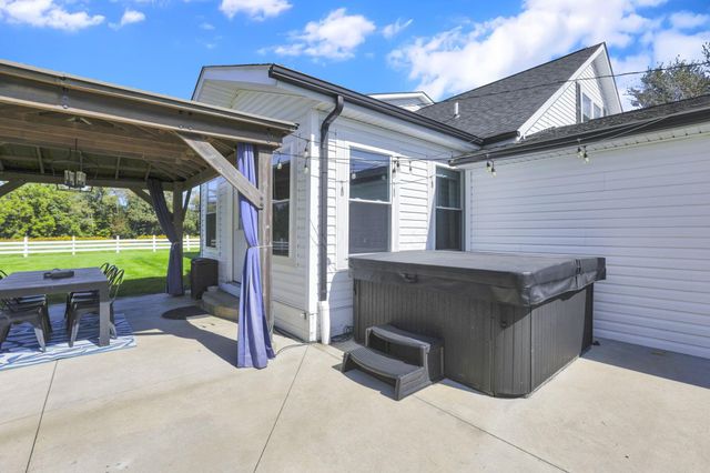 3270 Lancaster Road, Granville, OH 43023