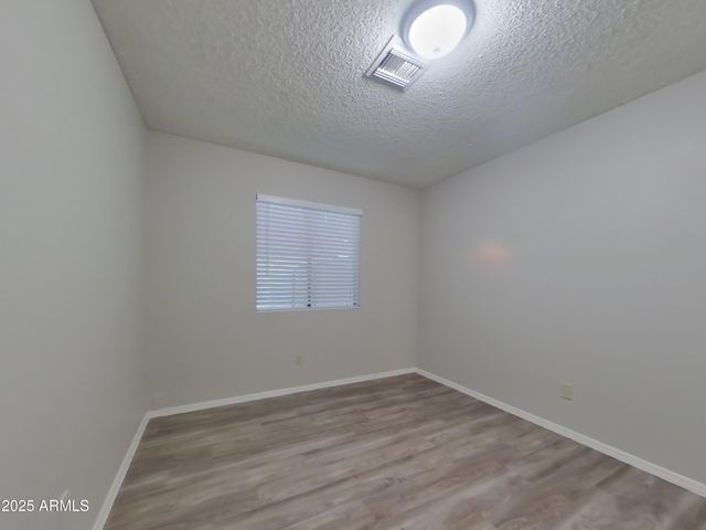 7743 W DREYFUS Drive, Peoria, AZ 85381