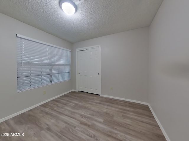 7743 W DREYFUS Drive, Peoria, AZ 85381