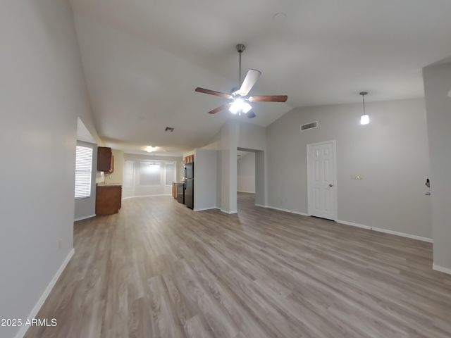 7743 W DREYFUS Drive, Peoria, AZ 85381