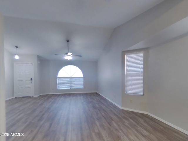 7743 W DREYFUS Drive, Peoria, AZ 85381