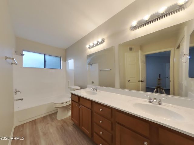 7743 W DREYFUS Drive, Peoria, AZ 85381