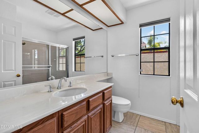 704 Wind Willow Way, Simi Valley, CA 93065