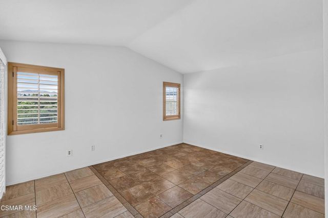 704 Wind Willow Way, Simi Valley, CA 93065