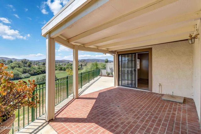 704 Wind Willow Way, Simi Valley, CA 93065