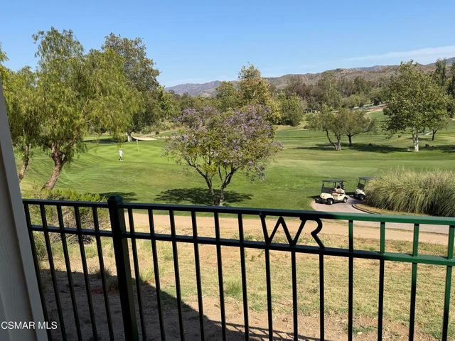 704 Wind Willow Way, Simi Valley, CA 93065
