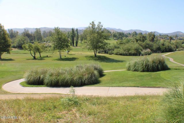 704 Wind Willow Way, Simi Valley, CA 93065
