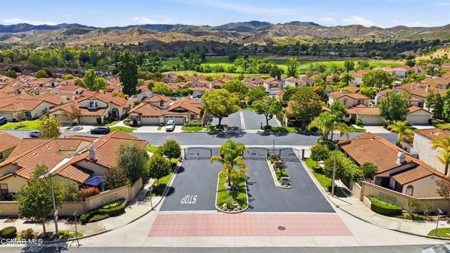 704 Wind Willow Way, Simi Valley, CA 93065
