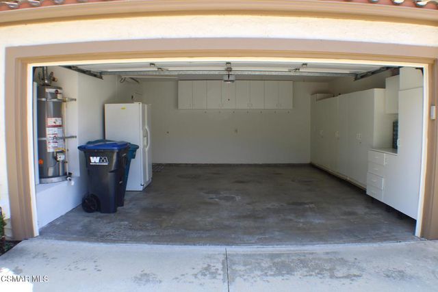 704 Wind Willow Way, Simi Valley, CA 93065