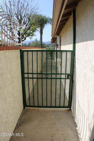 704 Wind Willow Way, Simi Valley, CA 93065