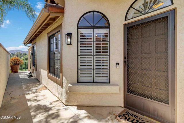 704 Wind Willow Way, Simi Valley, CA 93065