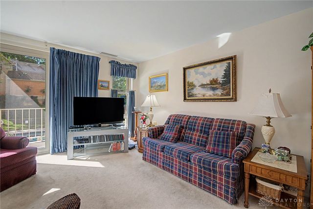 2230 S Patterson Boulevard 23, Kettering, OH 45409