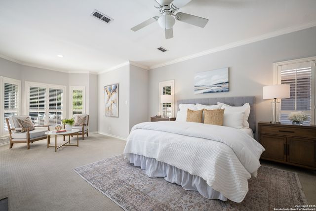 10 Thornhurst, San Antonio, TX 78218