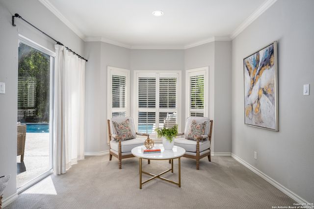 10 Thornhurst, San Antonio, TX 78218