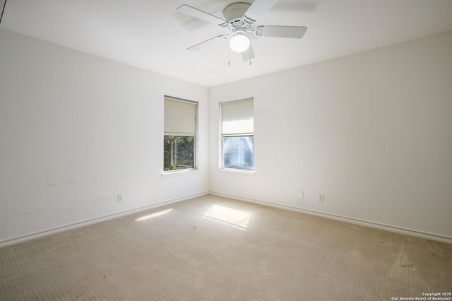 10 Thornhurst, San Antonio, TX 78218