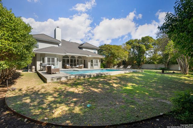 10 Thornhurst, San Antonio, TX 78218