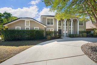 10 Thornhurst, San Antonio, TX 78218