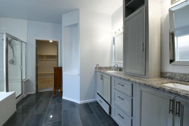 4610 Nealwood Court, Fresno, TX 77545