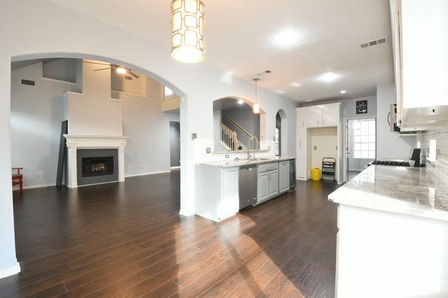 4610 Nealwood Court, Fresno, TX 77545