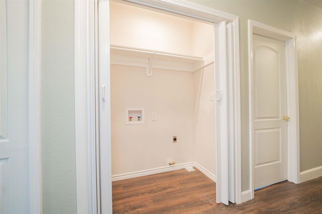 801 E Austin, Marshall, TX 75670