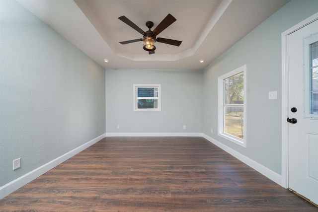 801 E Austin, Marshall, TX 75670