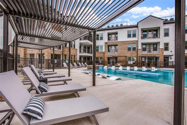 950 Town Lake Drive 2211, College Station, TX 77845