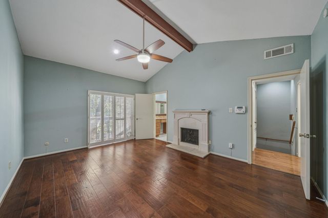 11711 Memorial Drive 151, Houston, TX 77024