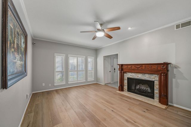 11711 Memorial Drive 151, Houston, TX 77024