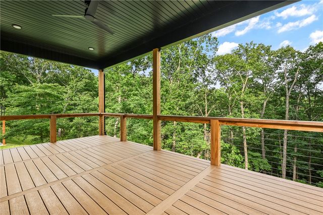 13 Hermitage Lane, Bella Vista, AR 72715