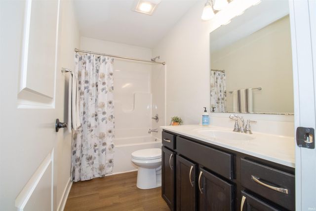 5537 Belmont Drive, Newburgh, IN 47630