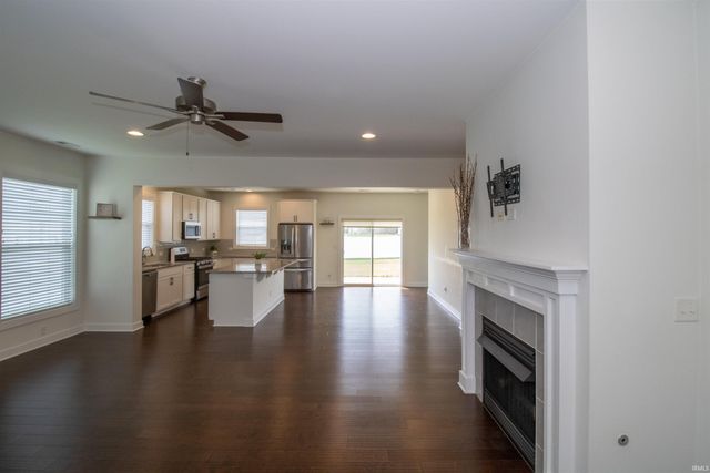 5537 Belmont Drive, Newburgh, IN 47630