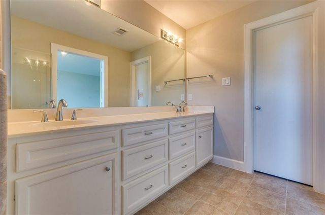 612 E 38th Street, Houston, TX 77022