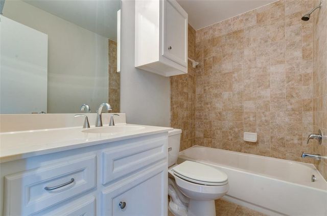 612 E 38th Street, Houston, TX 77022