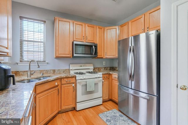 2304 LEYTON CT, Waldorf, MD 20603